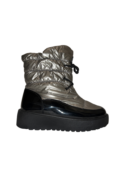 SILVER FROST PUFFER BOOTS