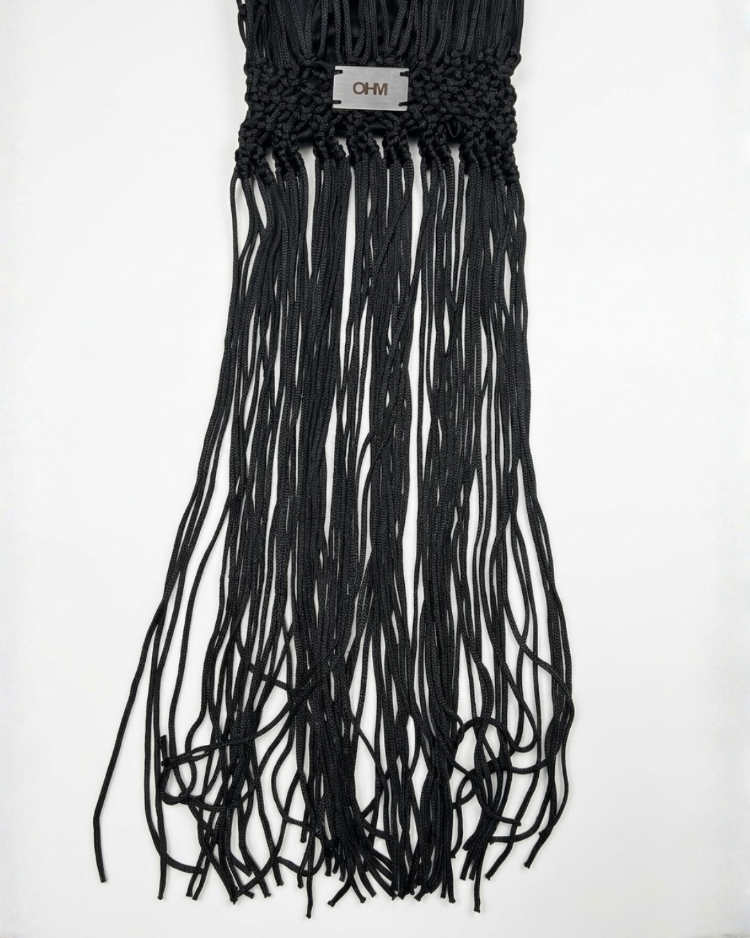 THE MAXI FRINGED TOTE BAG [jet-black]