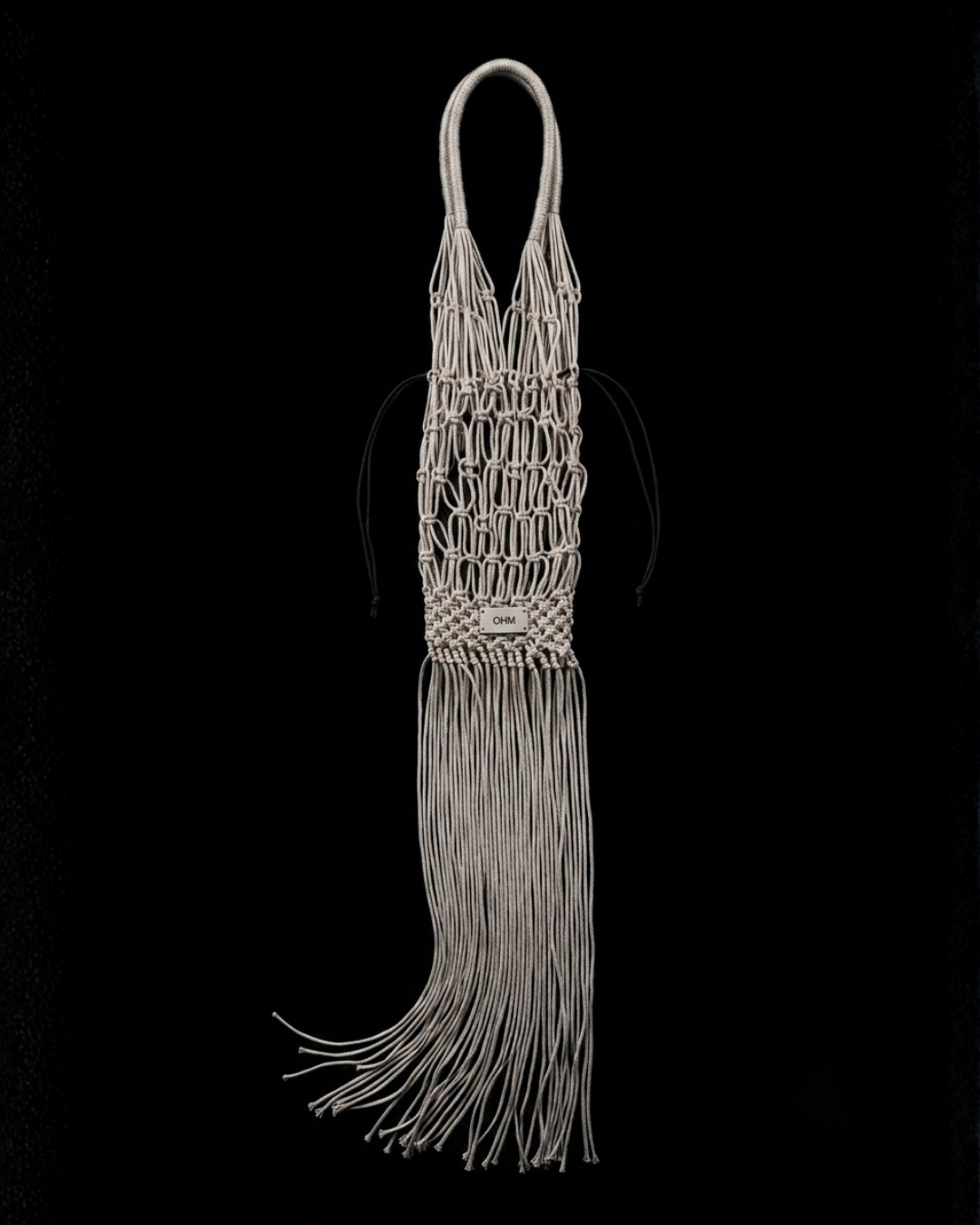 THE MAXI FRINGED TOTE BAG [silver-grey]
