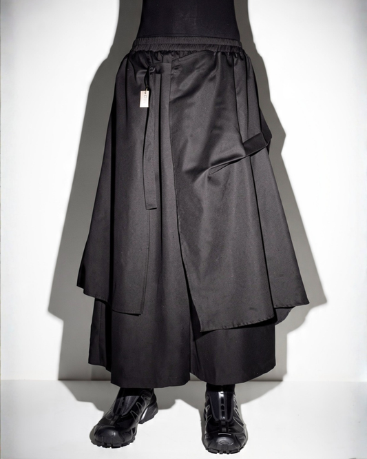 THE HYBRID [Skirted pants]