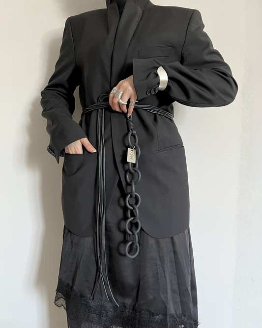 THE LATEX CHAIN-ON-FRINGE BELT