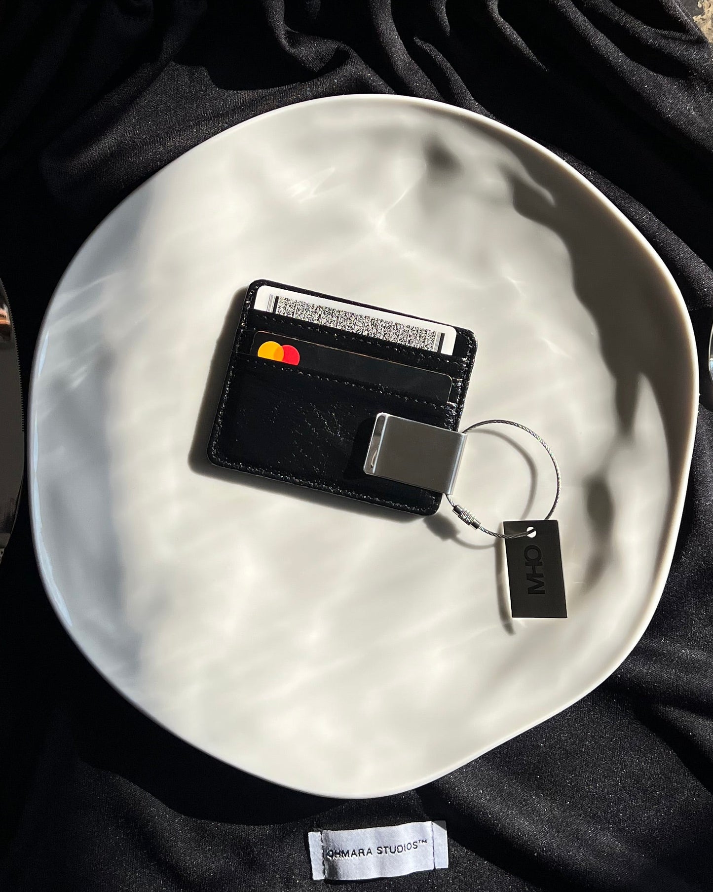 THE ARCHIVE [Card Holder]